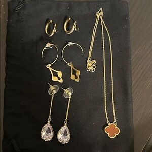 Elegant bundle of Gold Jewelry
